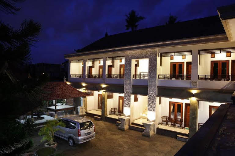 Puri Jayaraja Guest House Kuta Lombok Eksteriør bilde