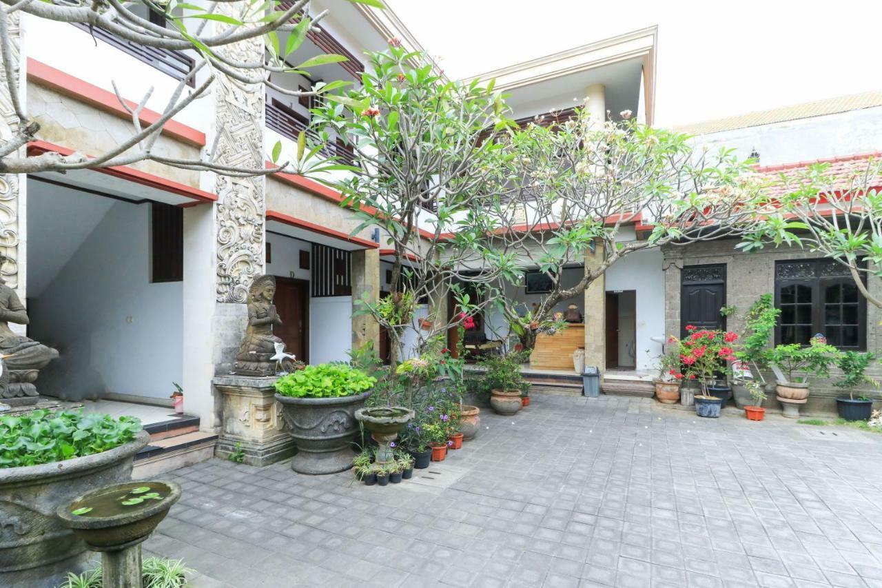 Puri Jayaraja Guest House Kuta Lombok Eksteriør bilde