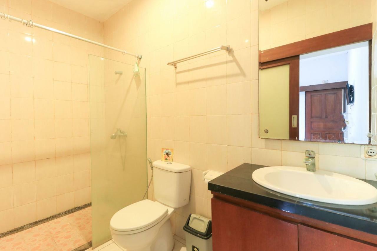 Puri Jayaraja Guest House Kuta Lombok Eksteriør bilde