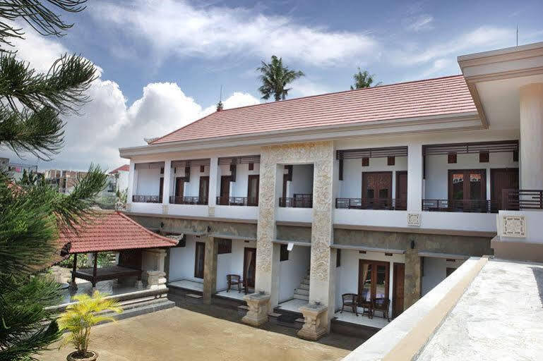 Puri Jayaraja Guest House Kuta Lombok Eksteriør bilde