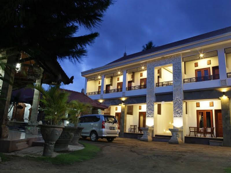 Puri Jayaraja Guest House Kuta Lombok Eksteriør bilde
